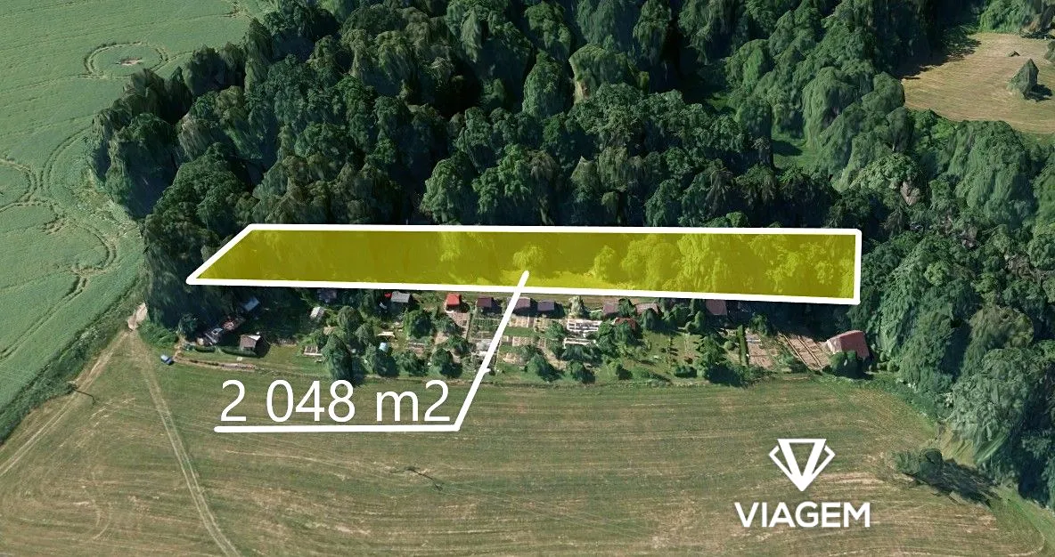 Prodej podílu 1/2 stavebního pozemku 1042 m²